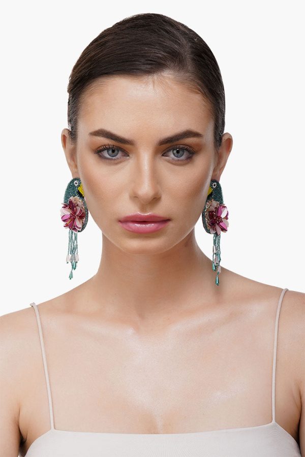 Retro Parrot Beaded Earrings - Image 4